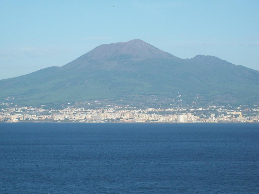 Casa A Mare Bed & Breakfast Sorrento Exterior photo