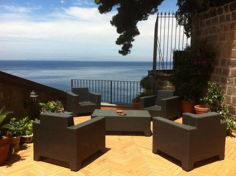 Casa A Mare Bed & Breakfast Sorrento Exterior photo